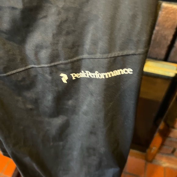 Peak performance tracking pants size L like new - Picture 2 of 6